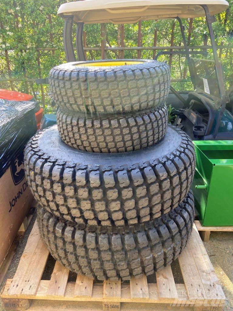  TURF TYRES Kompaktie traktori