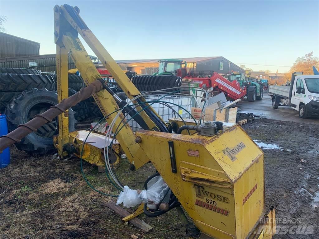 Twose HEDGECUTTER Pļaujmašīnas/pašgājēji