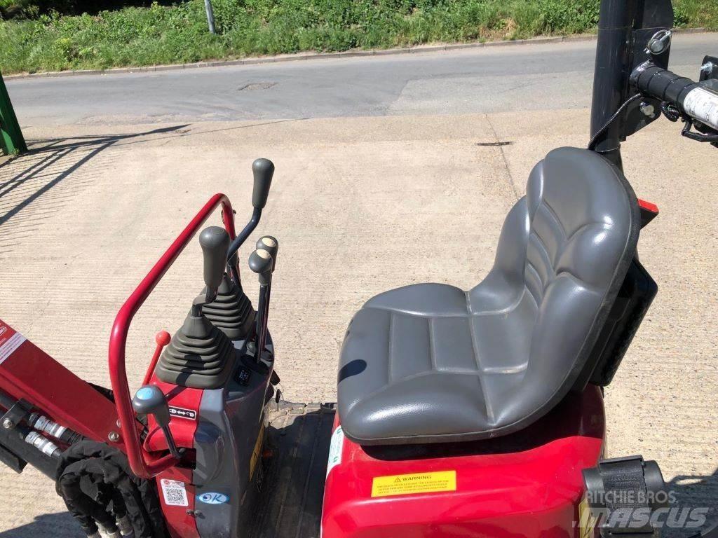Yanmar SV08-1C Vidēja lieluma ekskavatori 7 t - 12 t