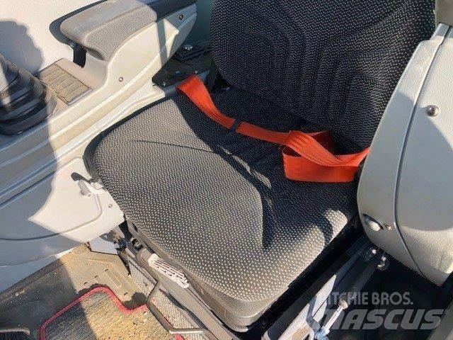 Yanmar SV120 Vidēja lieluma ekskavatori 7 t - 12 t
