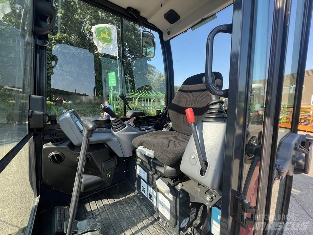 Yanmar SV26 Vidēja lieluma ekskavatori 7 t - 12 t