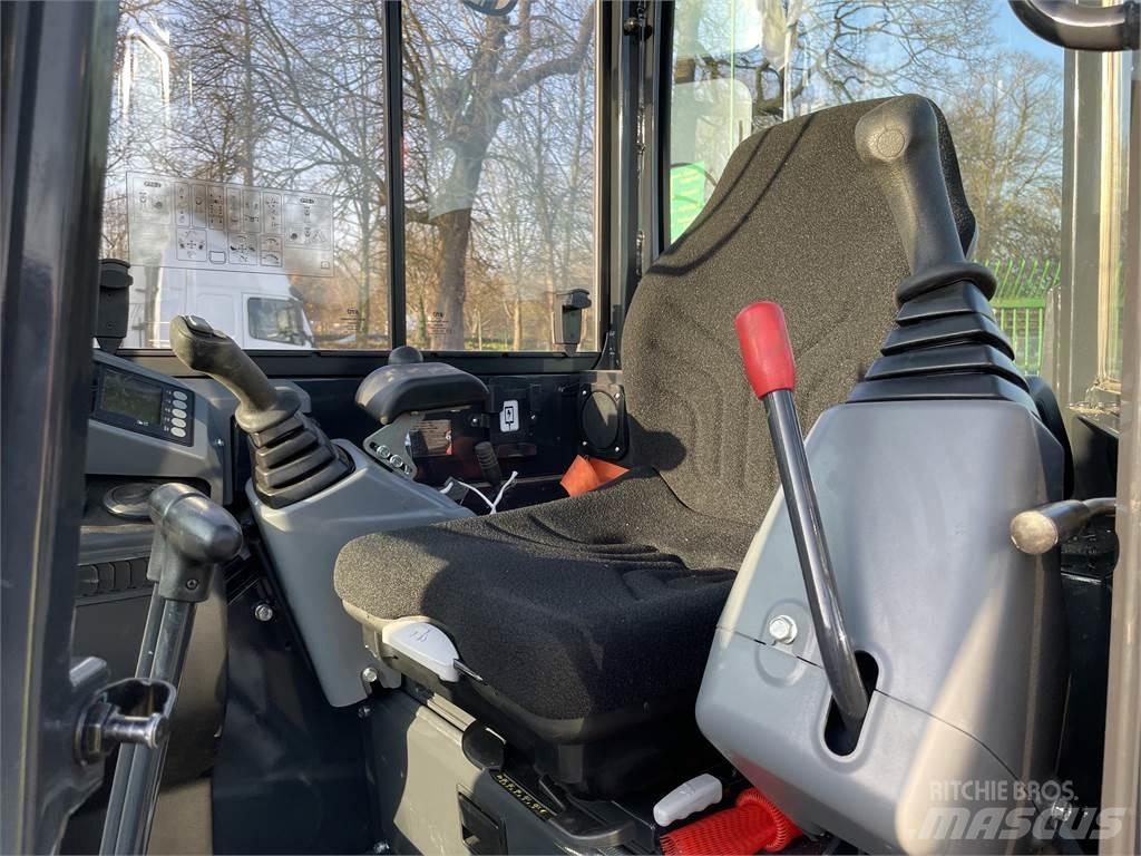 Yanmar VIO26-6 Vidēja lieluma ekskavatori 7 t - 12 t