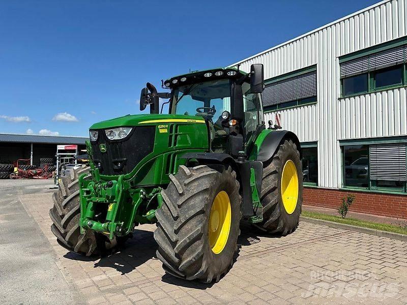 John Deere 6250R Traktori