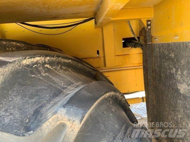  Ag 8104 Minerālmēslu izkliedētāji