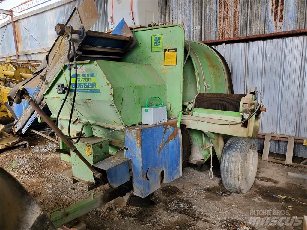 AG-BAG JR-700 Zāles smalcinātāji