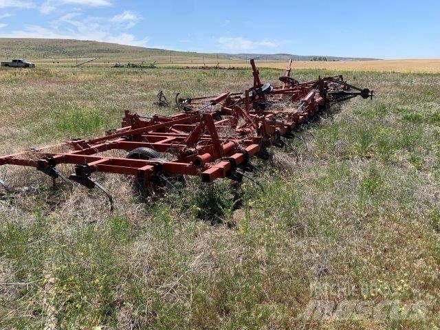 Case IH 4300 Smagās ecēšas