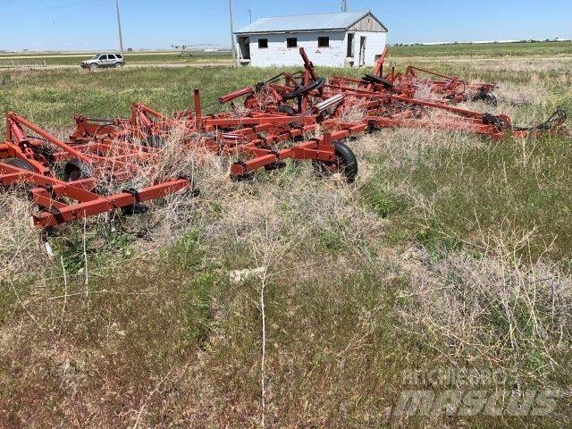 Case IH 4300 Smagās ecēšas
