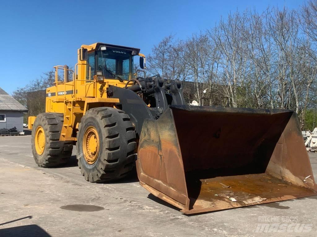 Volvo L330C Iekrāvēji uz riteņiem