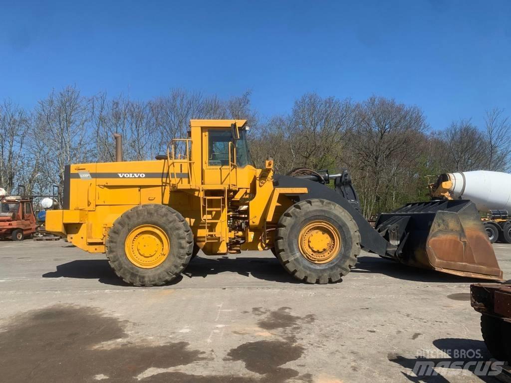 Volvo L330C Iekrāvēji uz riteņiem