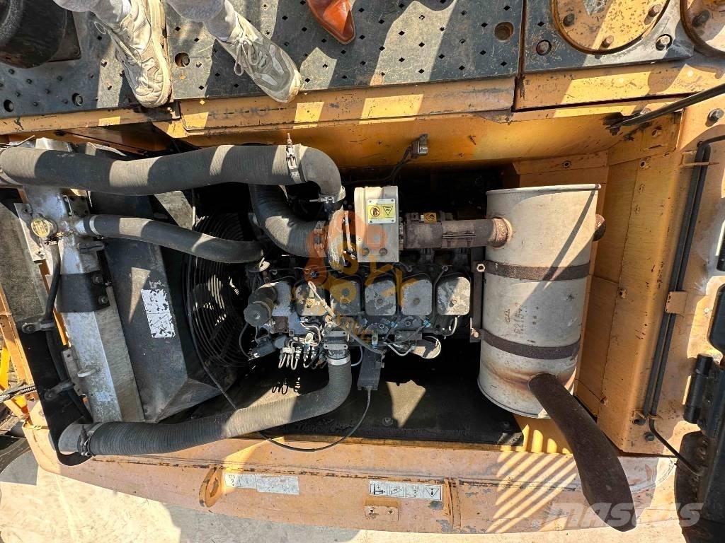 Hyundai R 225 -9 Kāpurķēžu ekskavatori