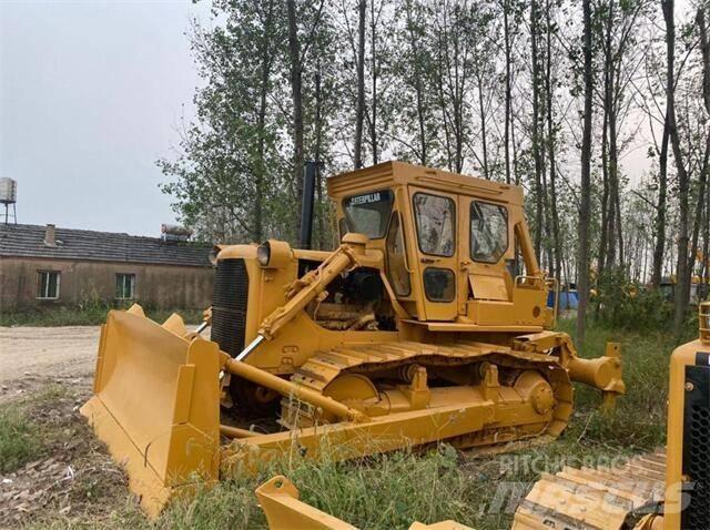 CAT D7G Kāpurķēžu buldozeri
