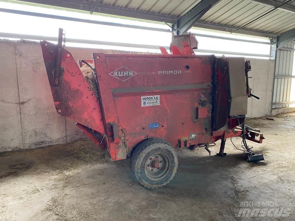 Kuhn Primor 3560 Tvertņu izkraušanas aprīkojums