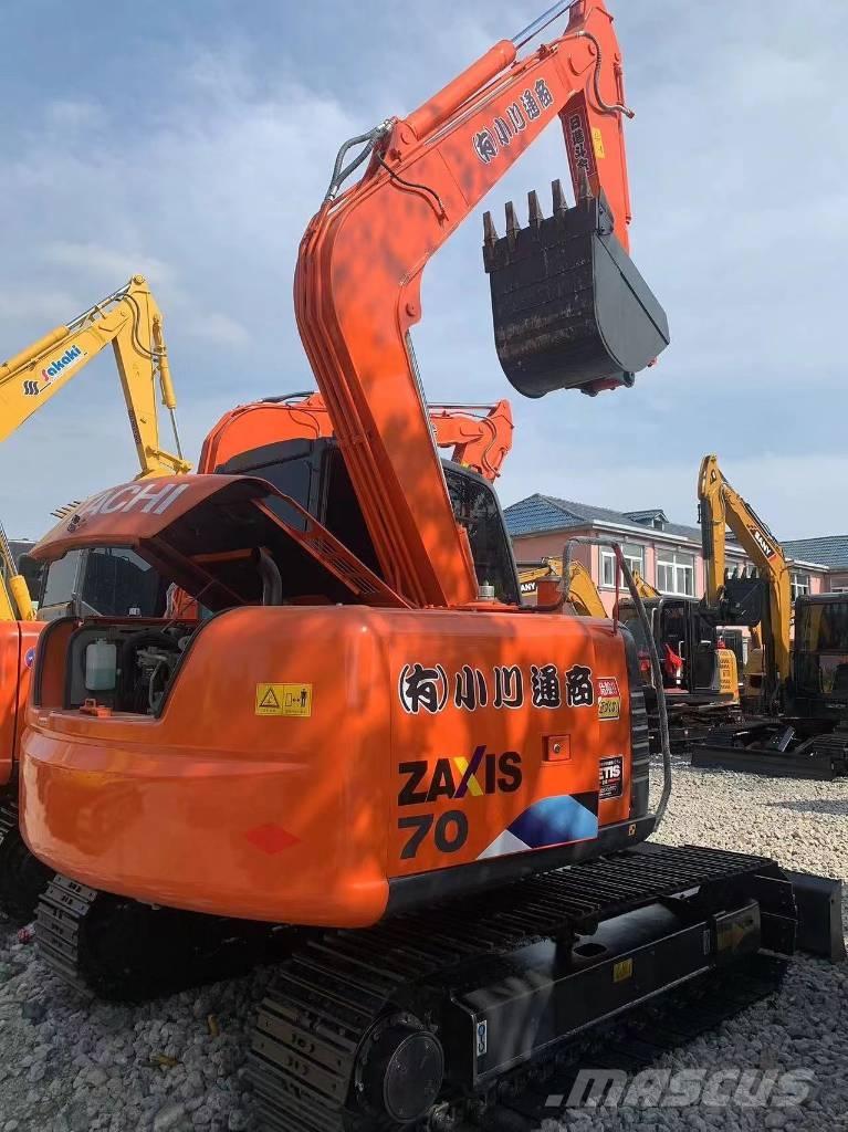 Hitachi ZX 70 Kāpurķēžu ekskavatori