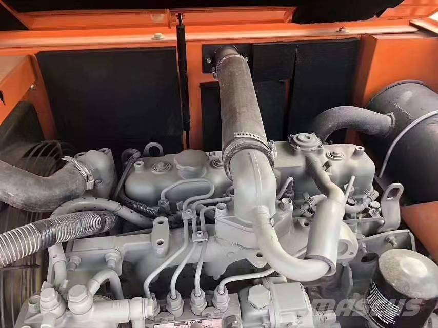 Hitachi ZX 70 Kāpurķēžu ekskavatori