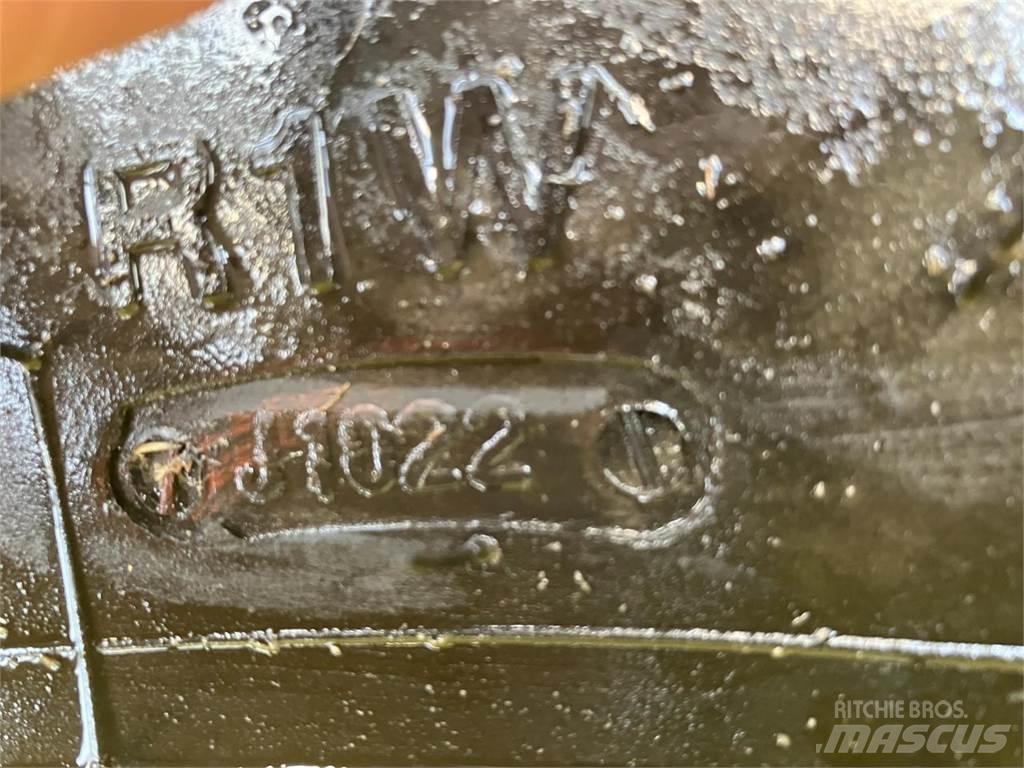 BKT 480/65R28 Riepas, riteņi un diski
