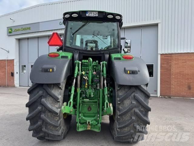 John Deere 6250 R Traktori