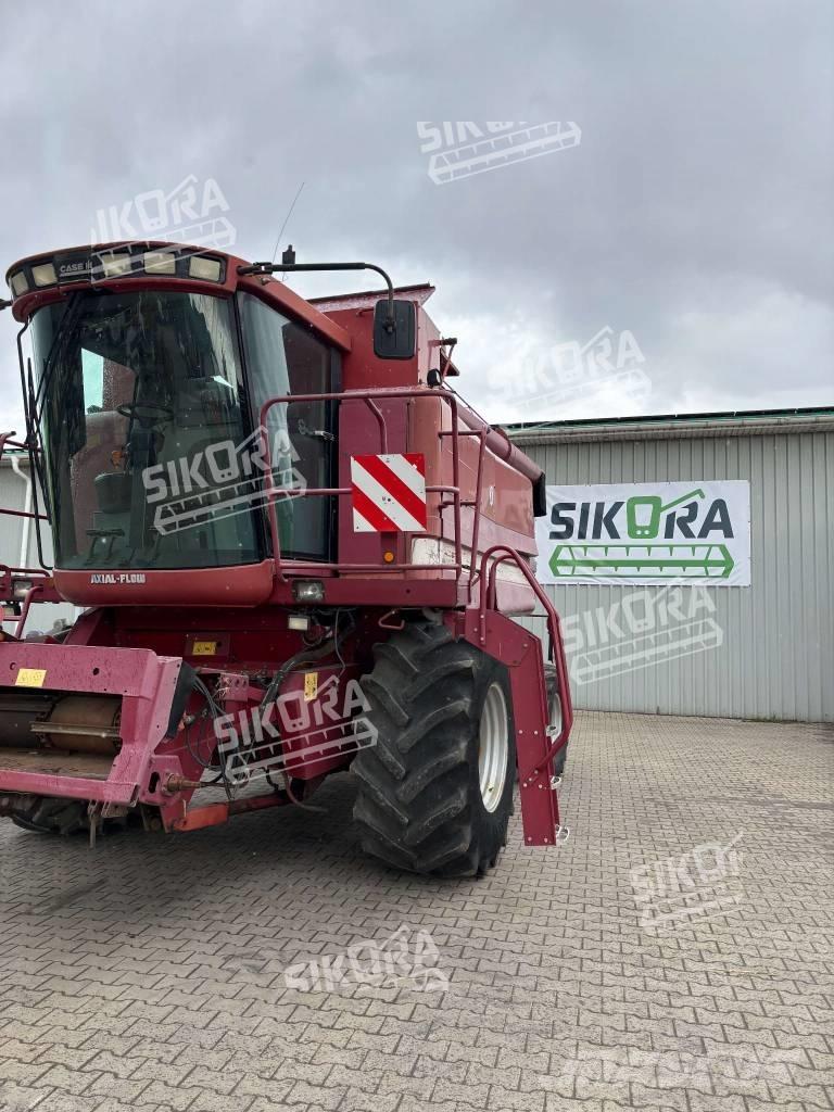 Case IH 2388 Ražas novākšanas kombaini