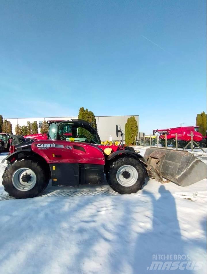 Case IH Farmlift 742 Teleskopiskie manipulatori