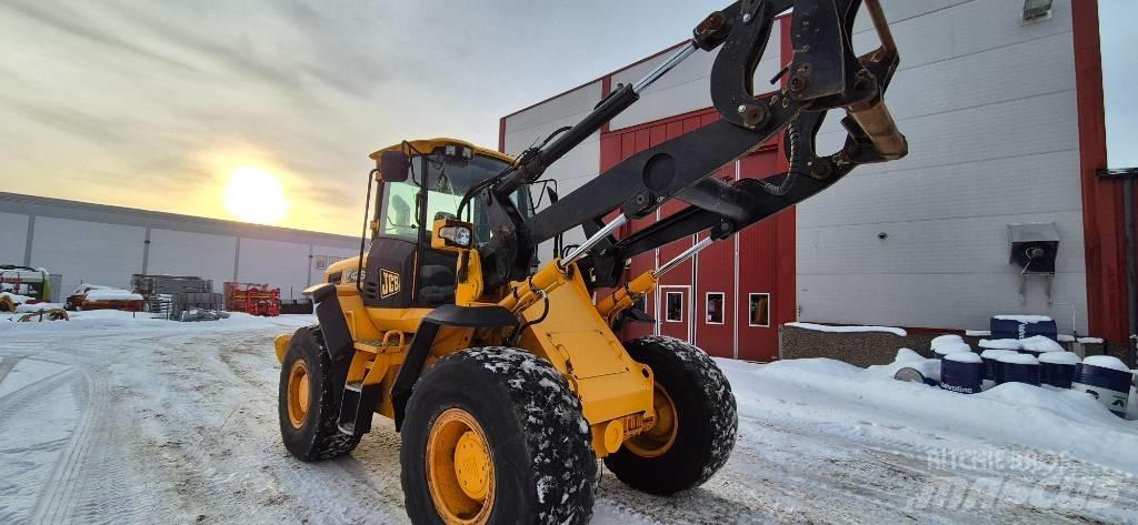 JCB 426 Iekrāvēji uz riteņiem