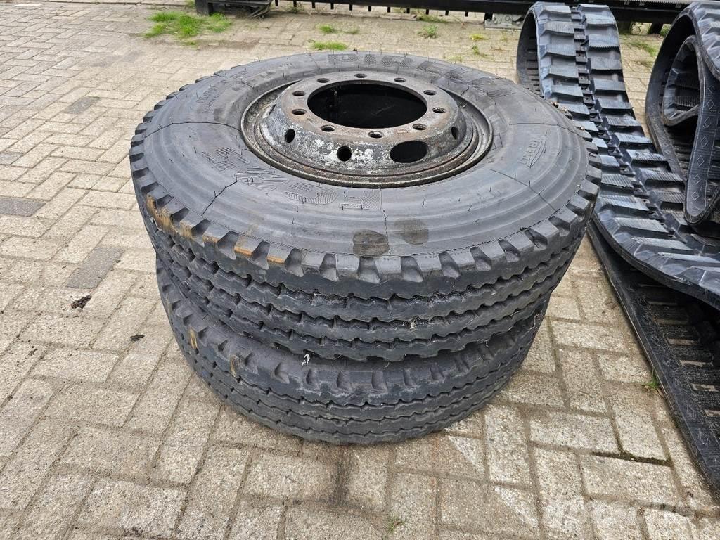 Liebherr A914 Ekskavatori uz riteņiem