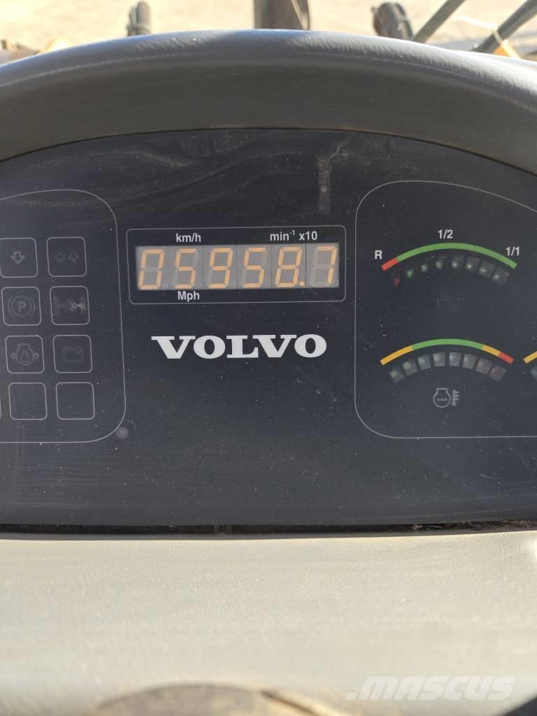 Volvo L 40 B TP Iekrāvēji uz riteņiem
