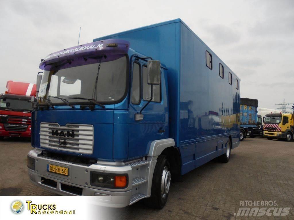 MAN 12 .225 + MANUAL Dzīvnieku pārvadāšanas transports