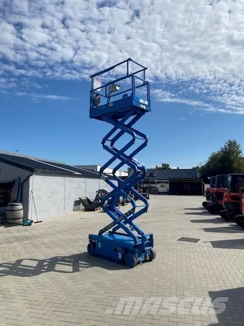 SkyJack SJ III 3219 Šķerveida pacēlāji
