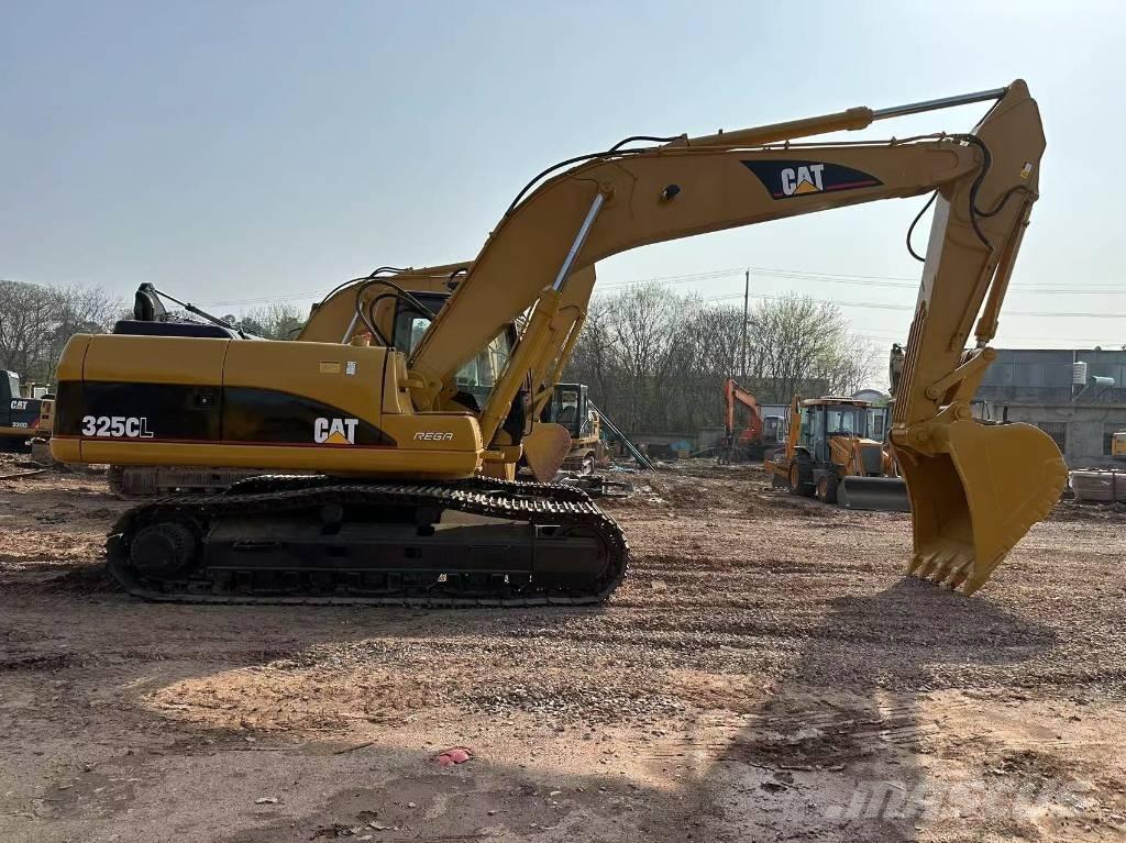 CAT 325CL Kāpurķēžu ekskavatori
