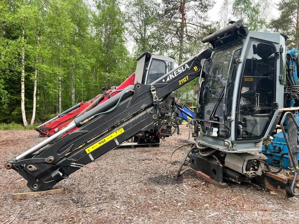 Kesla 2112T Kokmateriālu krāni
