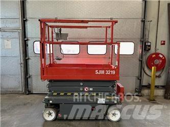 SkyJack SJ 3219 Šķerveida pacēlāji