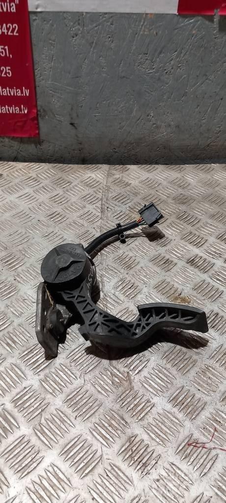 Volvo FH 12  20488271 Kabīnes un interjers