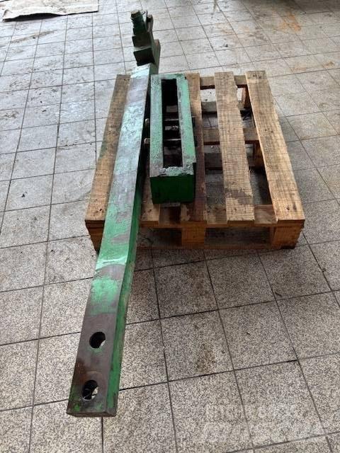 John Deere 8000 Cits traktoru papildaprīkojums