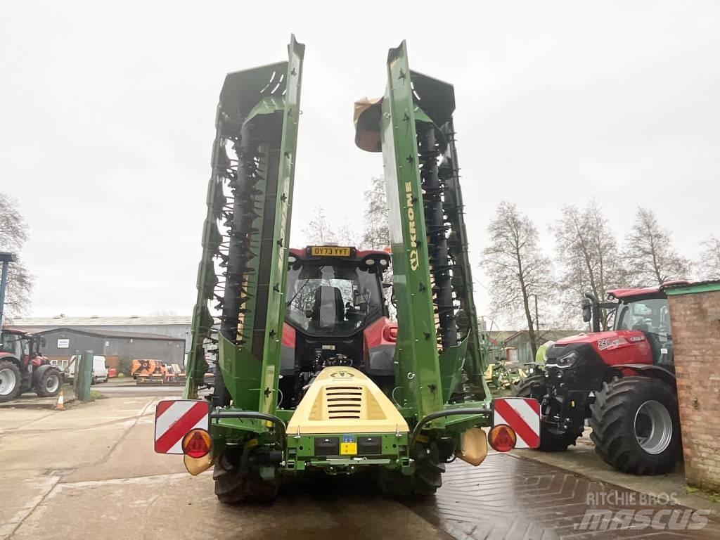 Krone b1000 Pļaujmašīnas ar kondicionieri