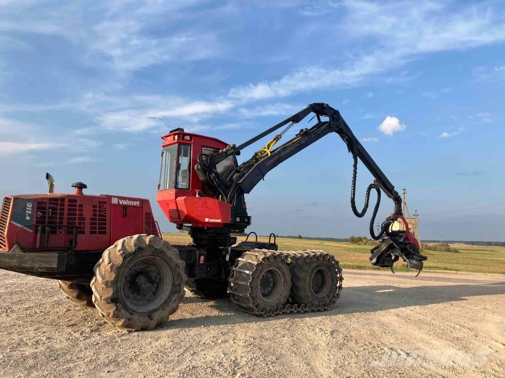 Komatsu 911.4 Harvesteri