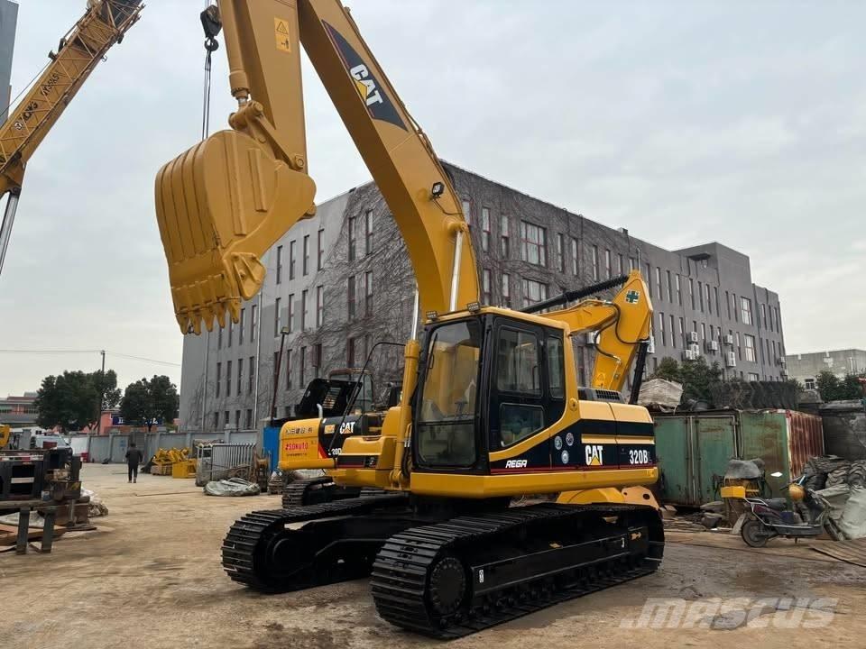 CAT 320 B L Kāpurķēžu ekskavatori