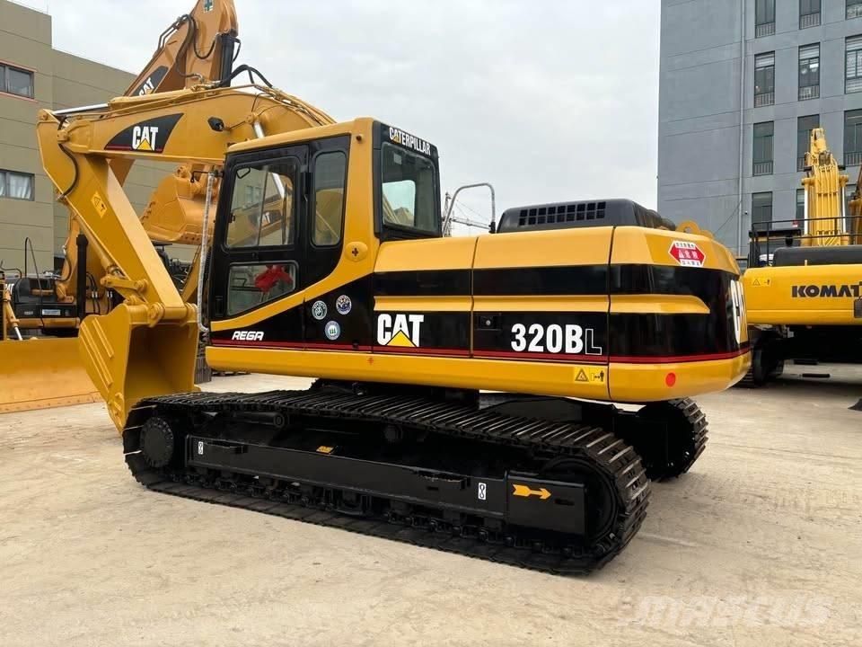 CAT 320 B L Kāpurķēžu ekskavatori