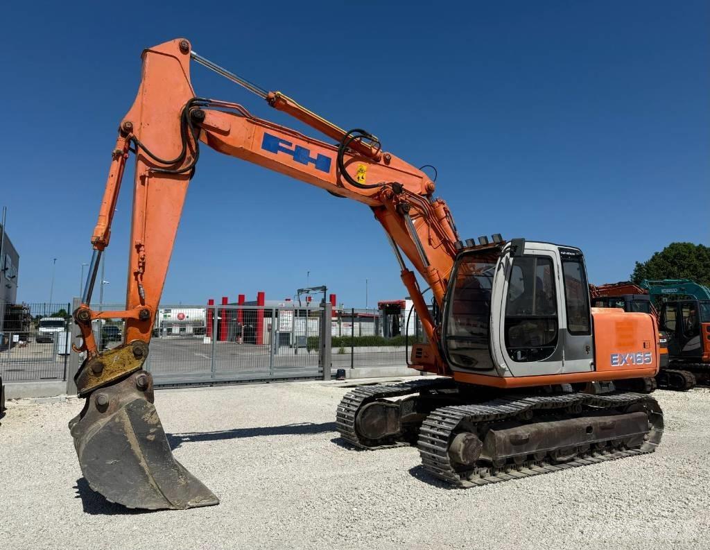 Fiat Hitachi EX 165 Kāpurķēžu ekskavatori
