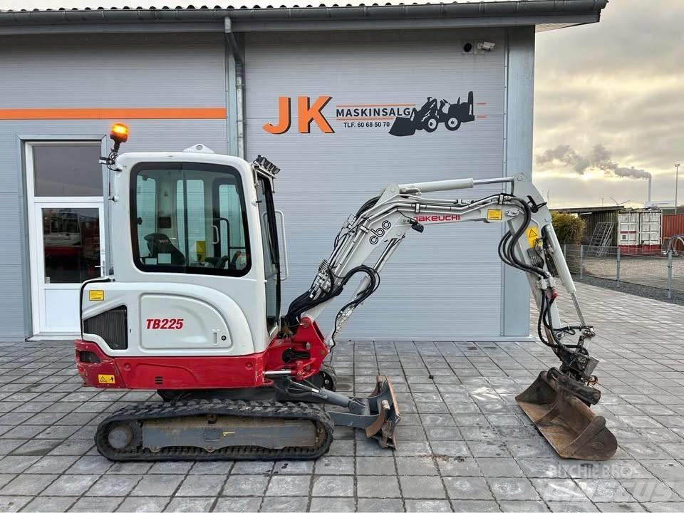 Takeuchi TB 225 Mini ekskavatori < 7 t