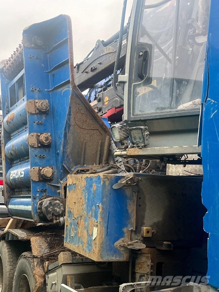 Volvo FH 750 Koka šķēlēji, frēzes, šķeldotāji