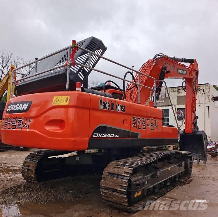 Doosan DX 340 Kāpurķēžu ekskavatori