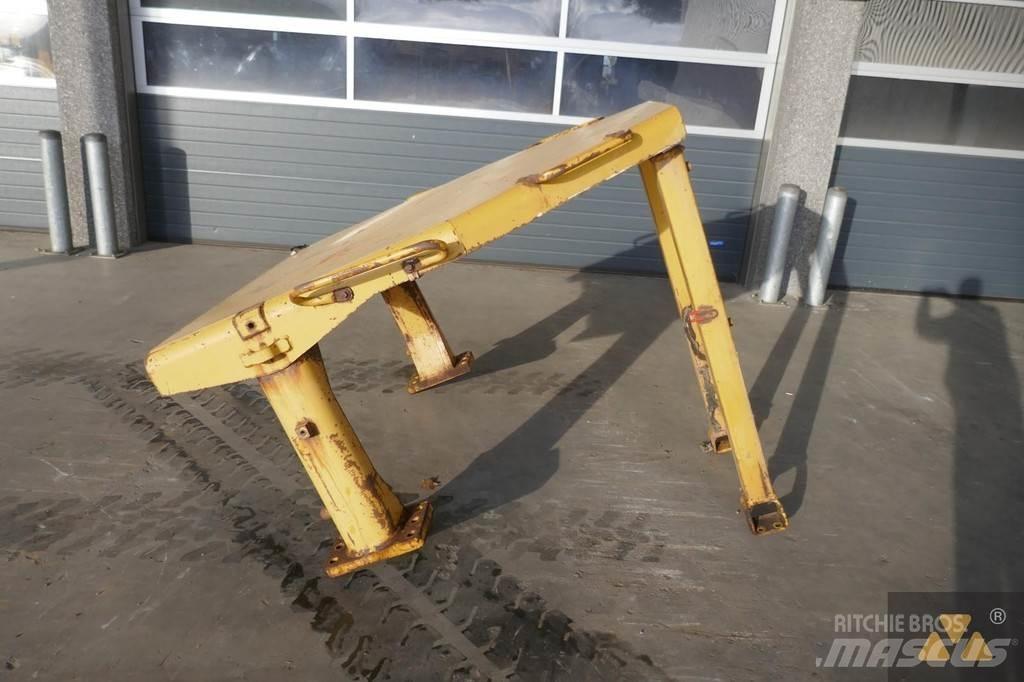 CAT D8N O-rops cab Kabīnes un interjers