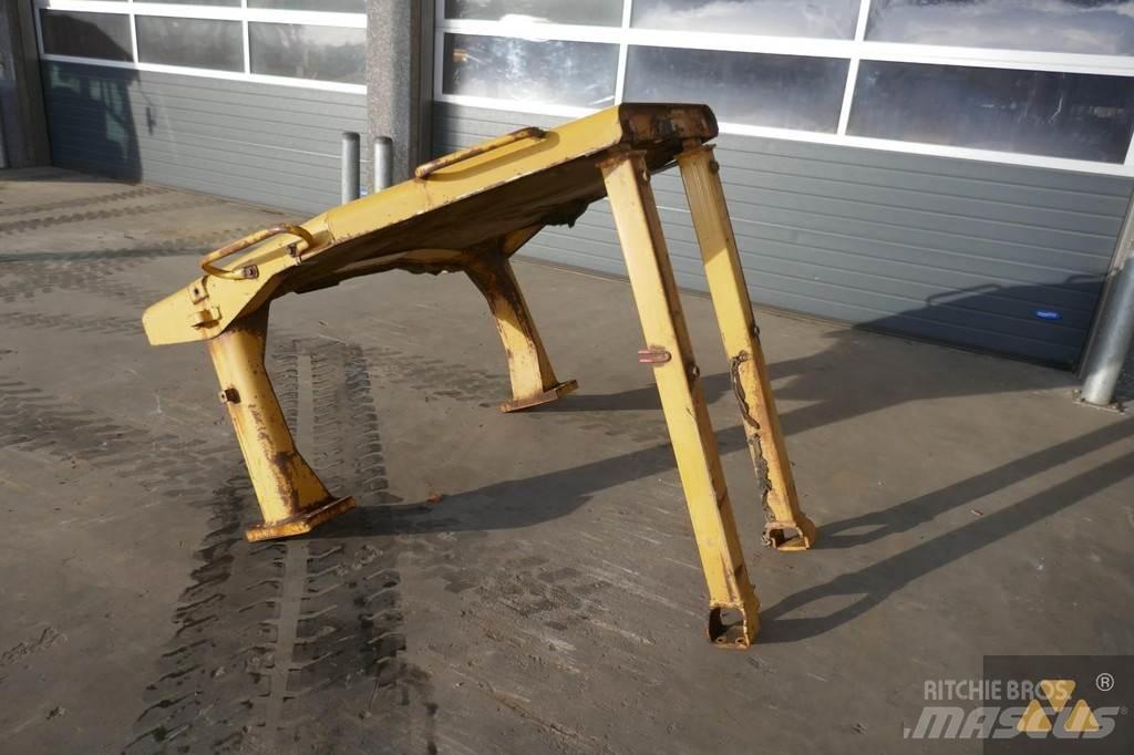 CAT D8N O-rops cab Kabīnes un interjers