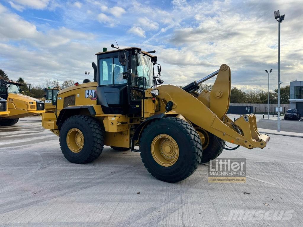 CAT 938 M Iekrāvēji uz riteņiem