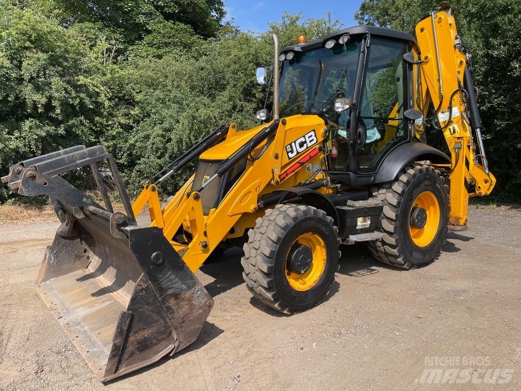 JCB 3 CX Ekskavatori-iekrāvēji