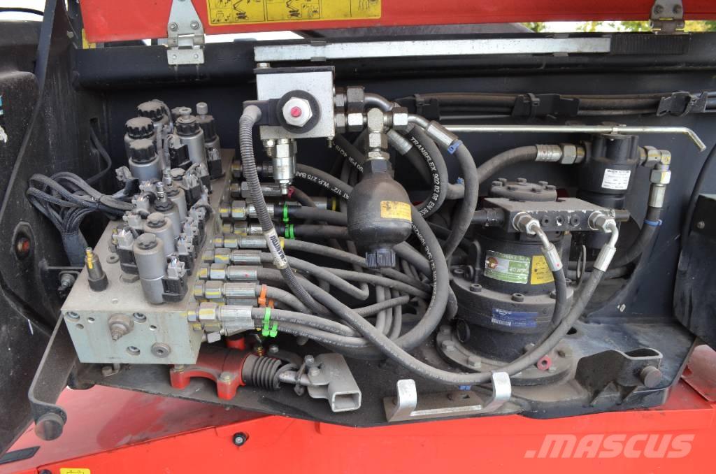 Manitou ManGo 12 Strēles pacēlāji