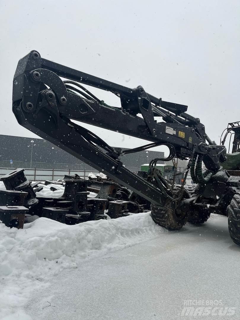 John Deere 1270G Harvesteri