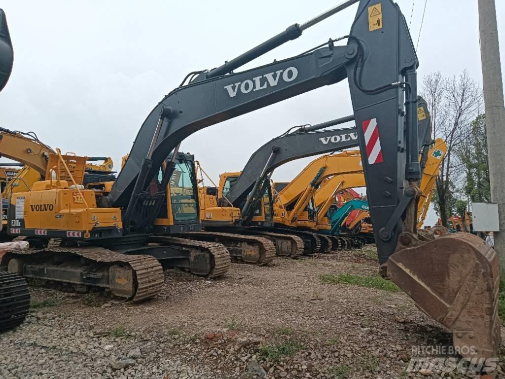 Volvo EC 210 Kāpurķēžu ekskavatori