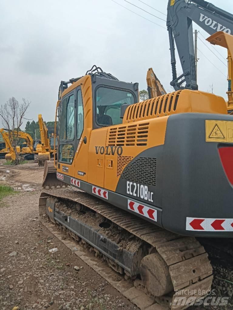 Volvo EC 210 Kāpurķēžu ekskavatori