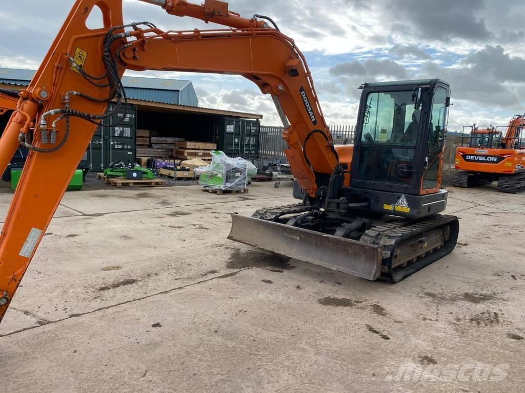 Doosan Develon DX85R Vidēja lieluma ekskavatori 7 t - 12 t