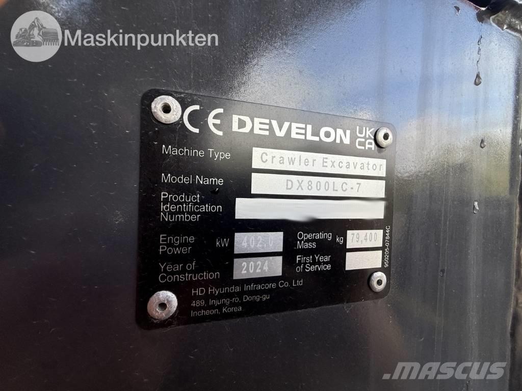 Develon 800 LC Kāpurķēžu ekskavatori